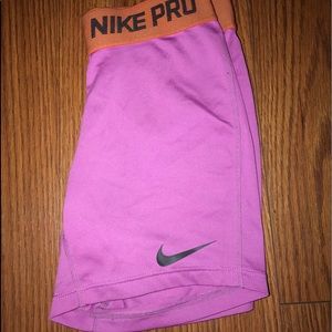 pink nike pros